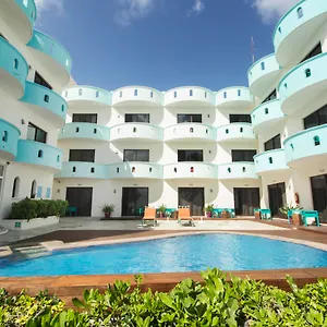 https://all-riviera.quintano-roohotels.com