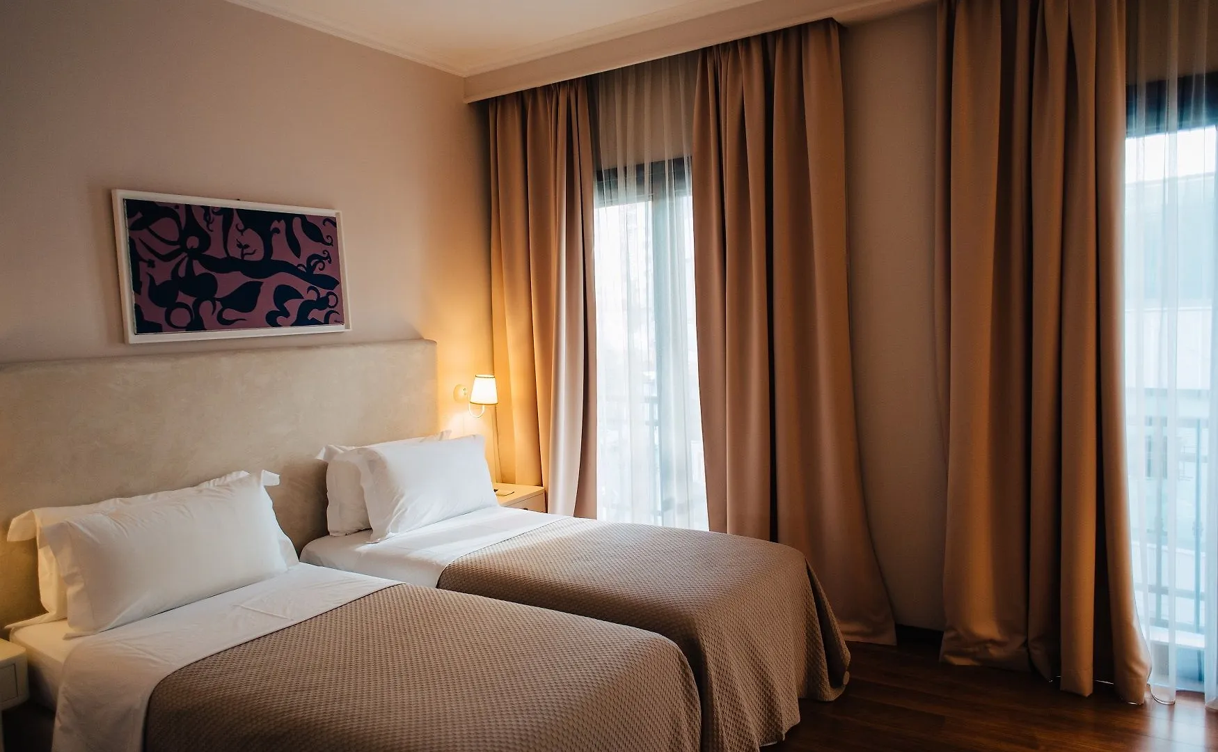 ****  Sar'Otel Boutique Hotel Tirana Albánia